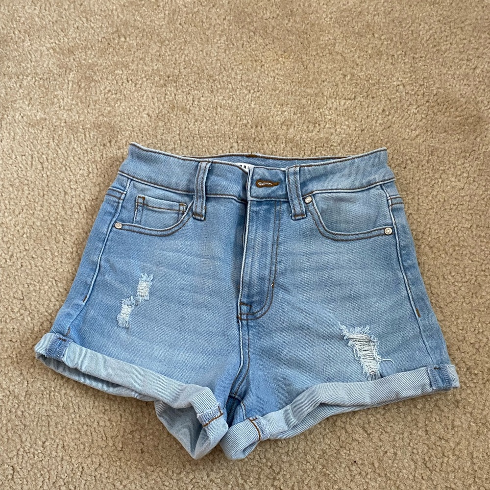 Light denim shorts. Celebrity Pink. Size 1/25